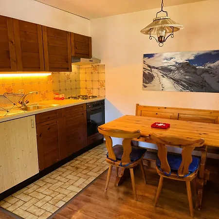 Dent D Herens 65 A - 6 Personnes * Evolène